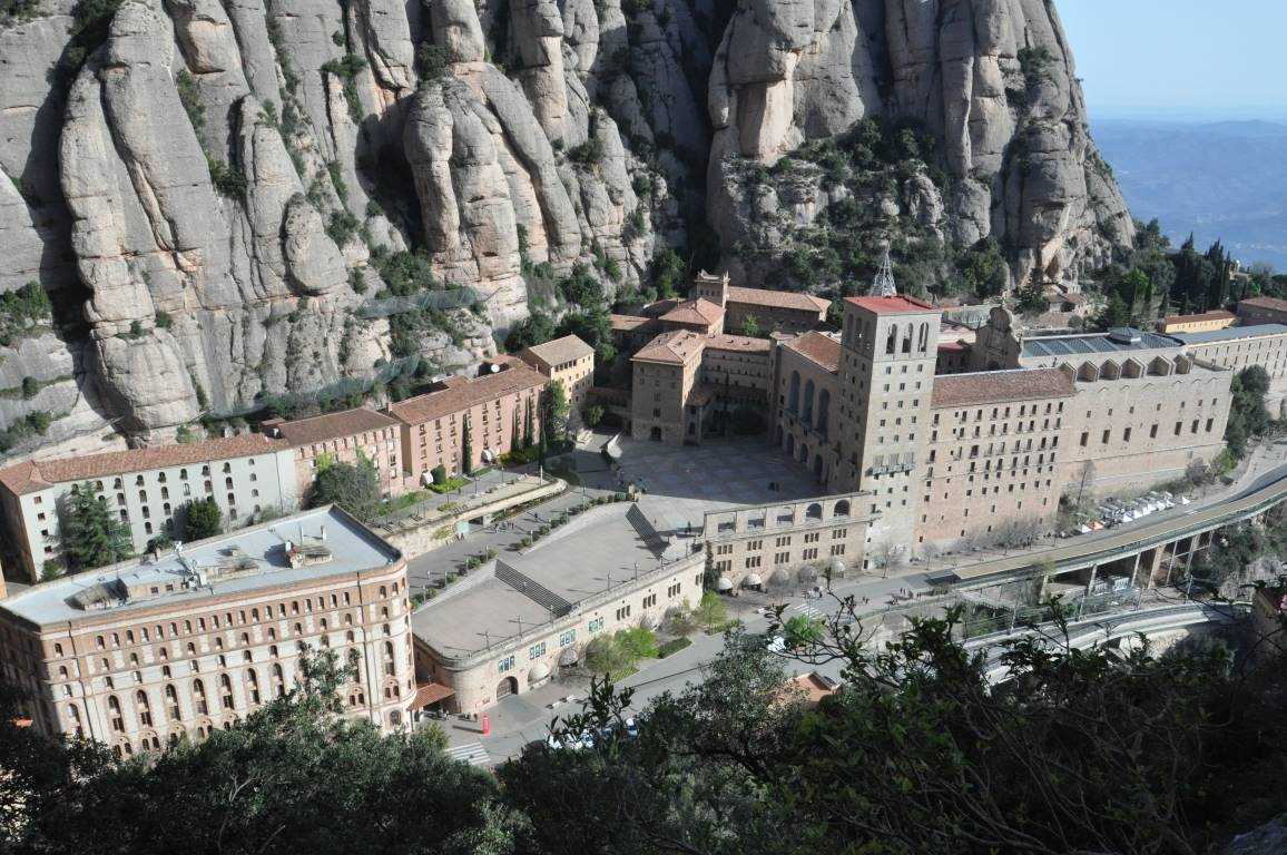 Vistas Monasterio Montserrat desde la Miranda del Fra Garí