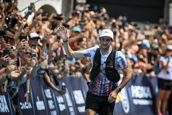 Killian Jornet gana el Ultra Trail del Mont Blanc Killian Jornet gana el Ultra Trail del Mont Blanc