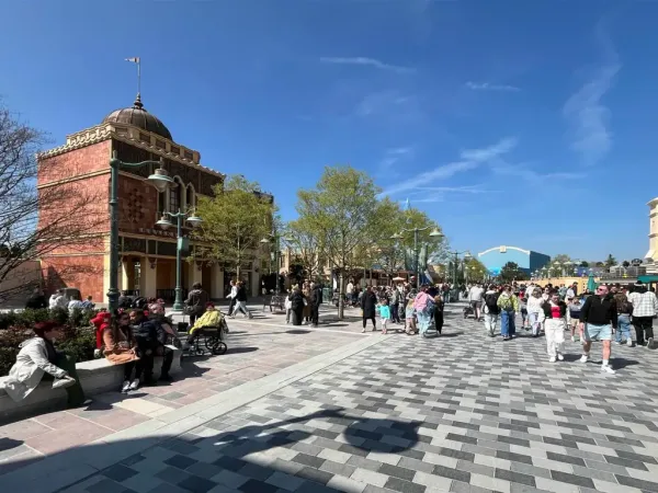 Diseño Word Premier Plaza - Disney Aventure World