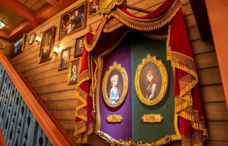 Nordic Crowns Tavern - World Of Frozen - Disneyland París