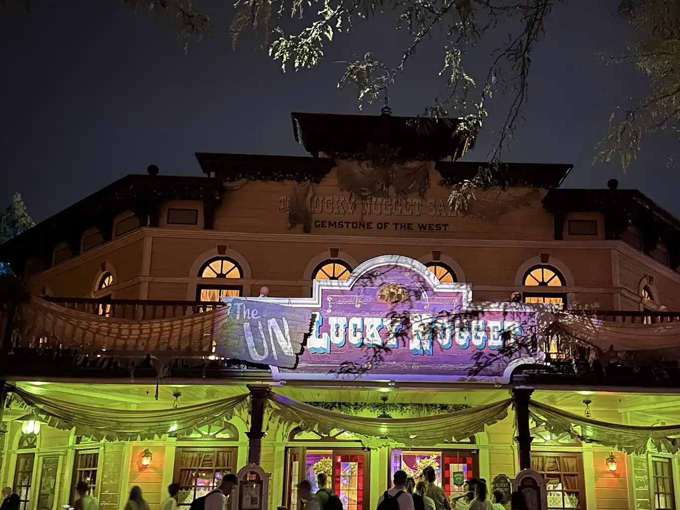Halloween en Disneyland Paris 2026 - Proyecciones fachadas
